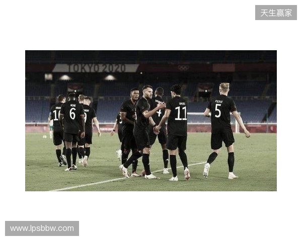 记者：曼联将同步推进新帅遴选，若卡里克战绩出色也会成为候选