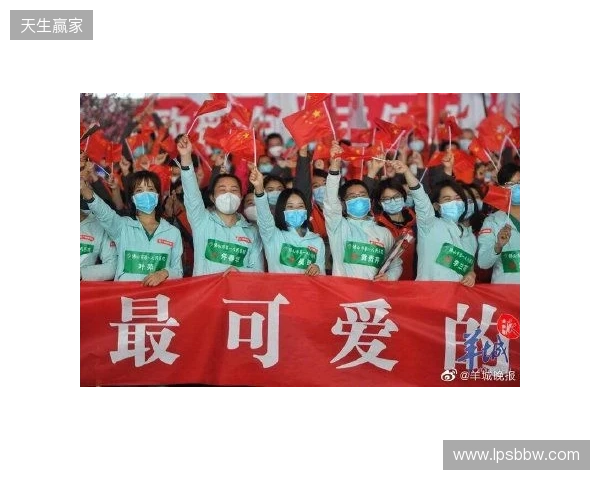 游子归乡，明天视频拜年：很高兴回到家乡，让我们一起为武汉而战