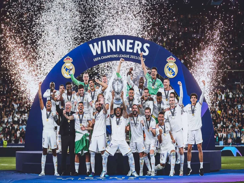 马卡:皇马将穿深色球衣对阵曼城,约1200位皇马球迷随队远征